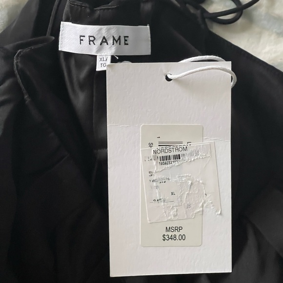 NEW FRAME Shirred Flounce V Neck Tank in Nior Black 100% Silk Ruffle Sz XL - Picture 3 of 8